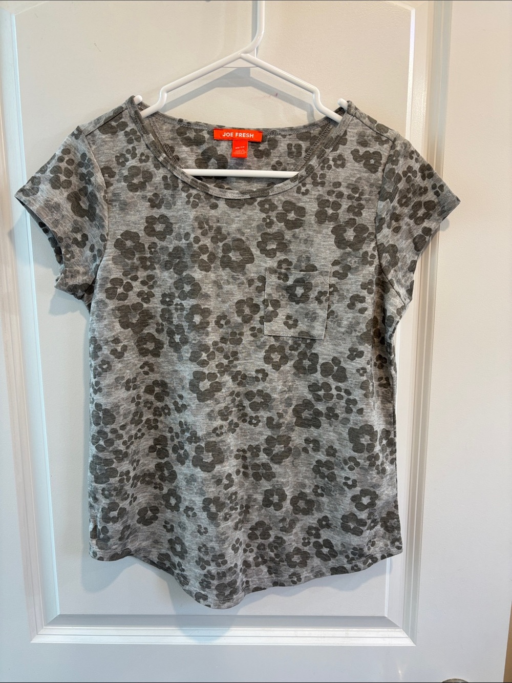 Joe Fresh Gray Floral Pocket Tee - Heather Gray with Charcoal Print
